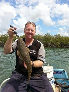 Click image for larger version. 

Name:	kevin charteris with a 1770 creek flathead.jpg 
Views:	5 
Size:	37.0 KB 
ID:	105607